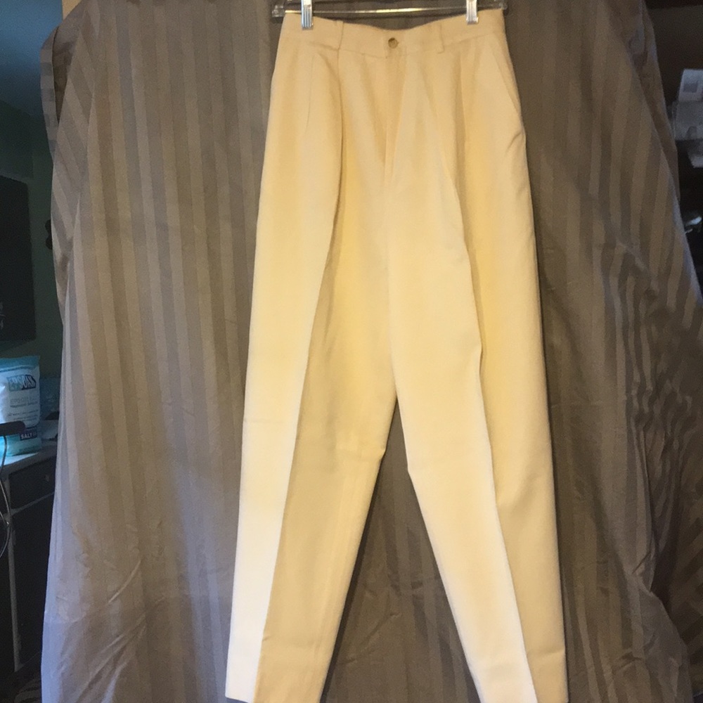 Saxs Fifth Avenue Woman's slacks